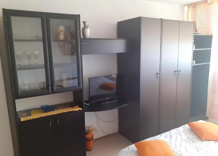 Sunshine- Center Of * Split