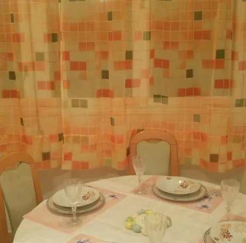 Sunshine- Center Of Daire